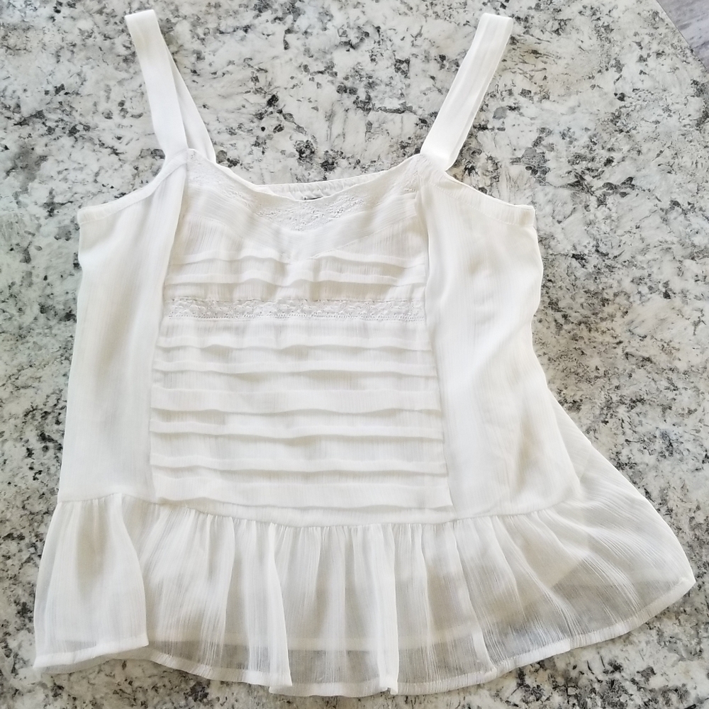 American Eagle ivory lace layered tank top